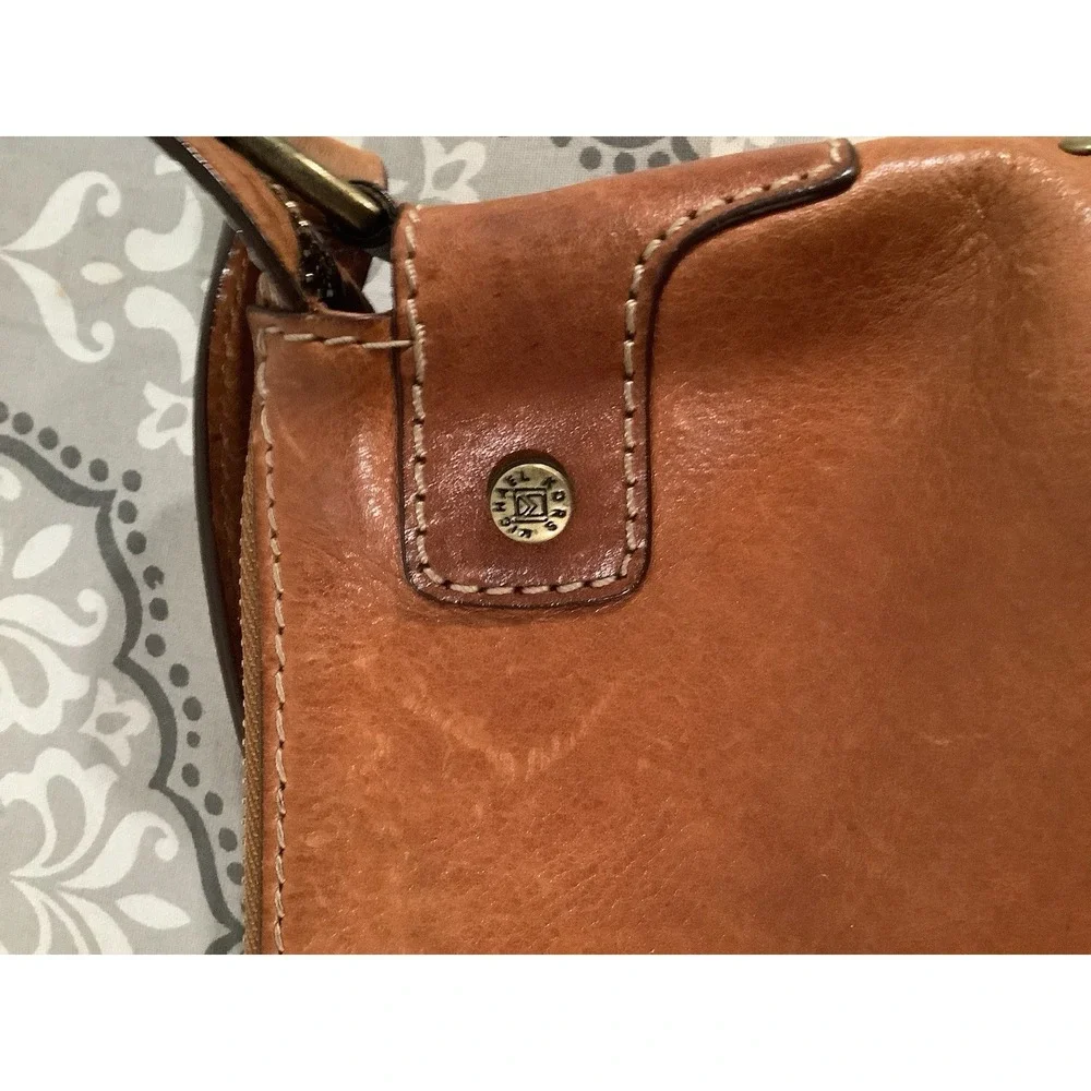 Michael KORS Brown LEATHER TAN BAG BRUSHED METAL STUDS